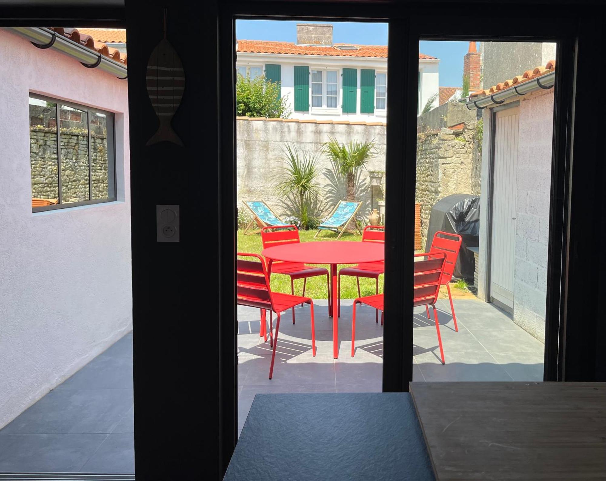 Elegante Maison Familiale Au Coeur Des Remparts De La Citadelle Le Château-dʼOléron Esterno foto