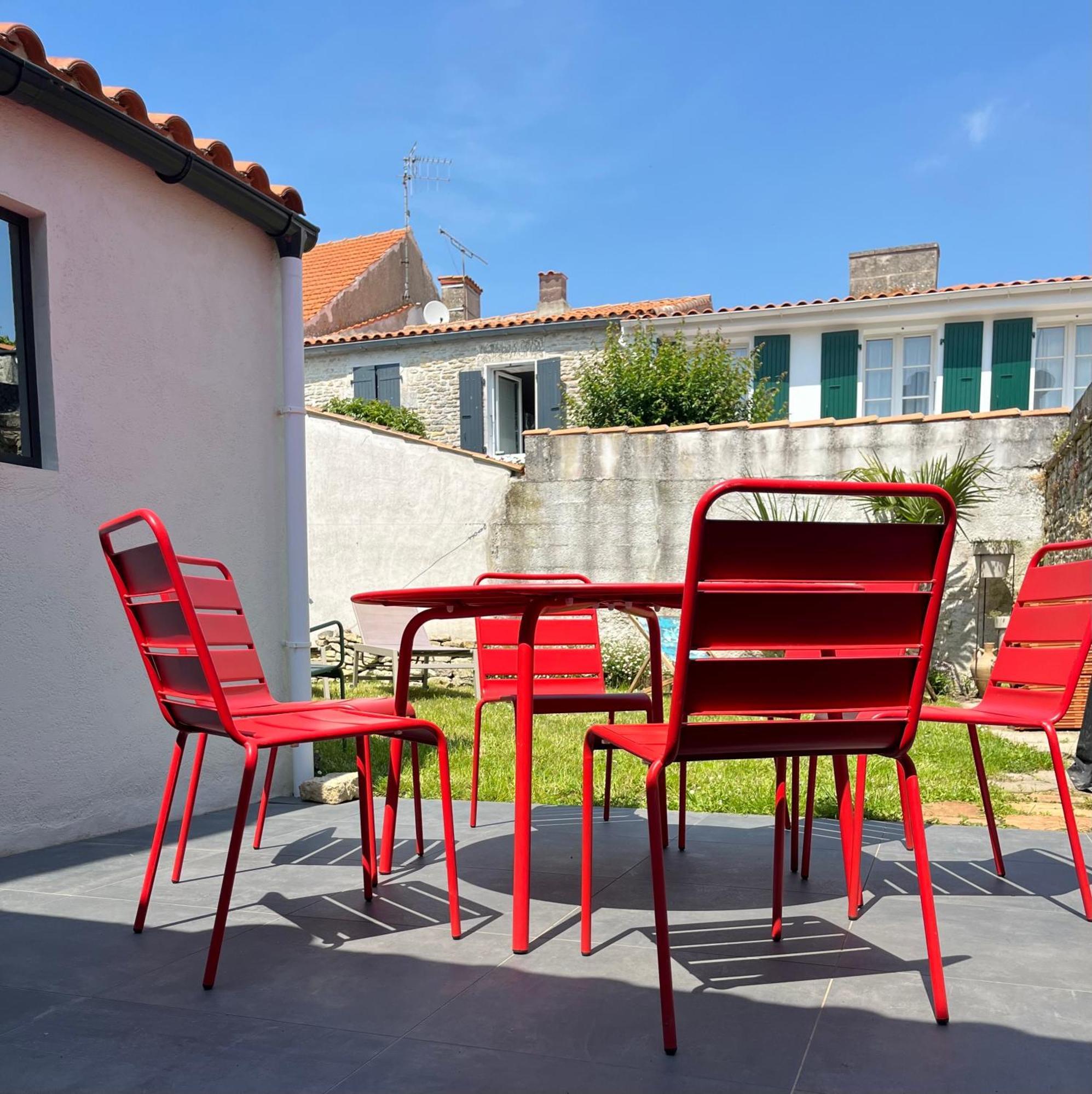 Elegante Maison Familiale Au Coeur Des Remparts De La Citadelle Le Château-dʼOléron Esterno foto
